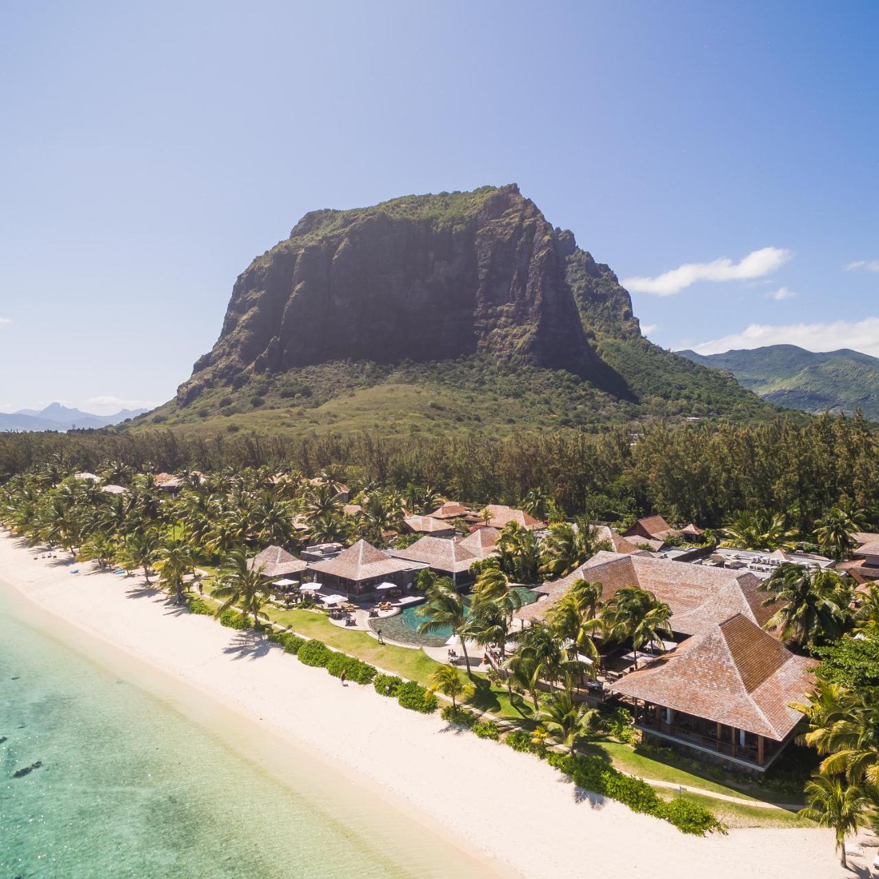 Lux* Le Morne Resort Le Morne Brabant Exterior photo